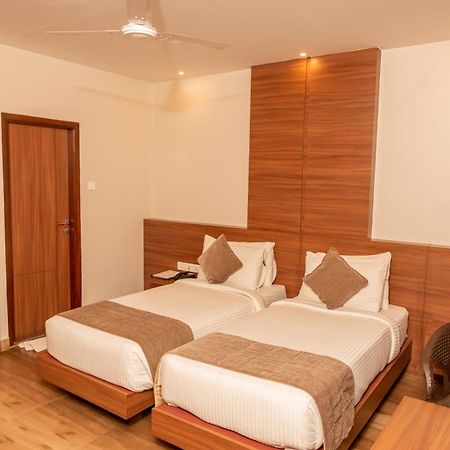 Hotel Tree Fern Dibrugarh Eksteriør billede