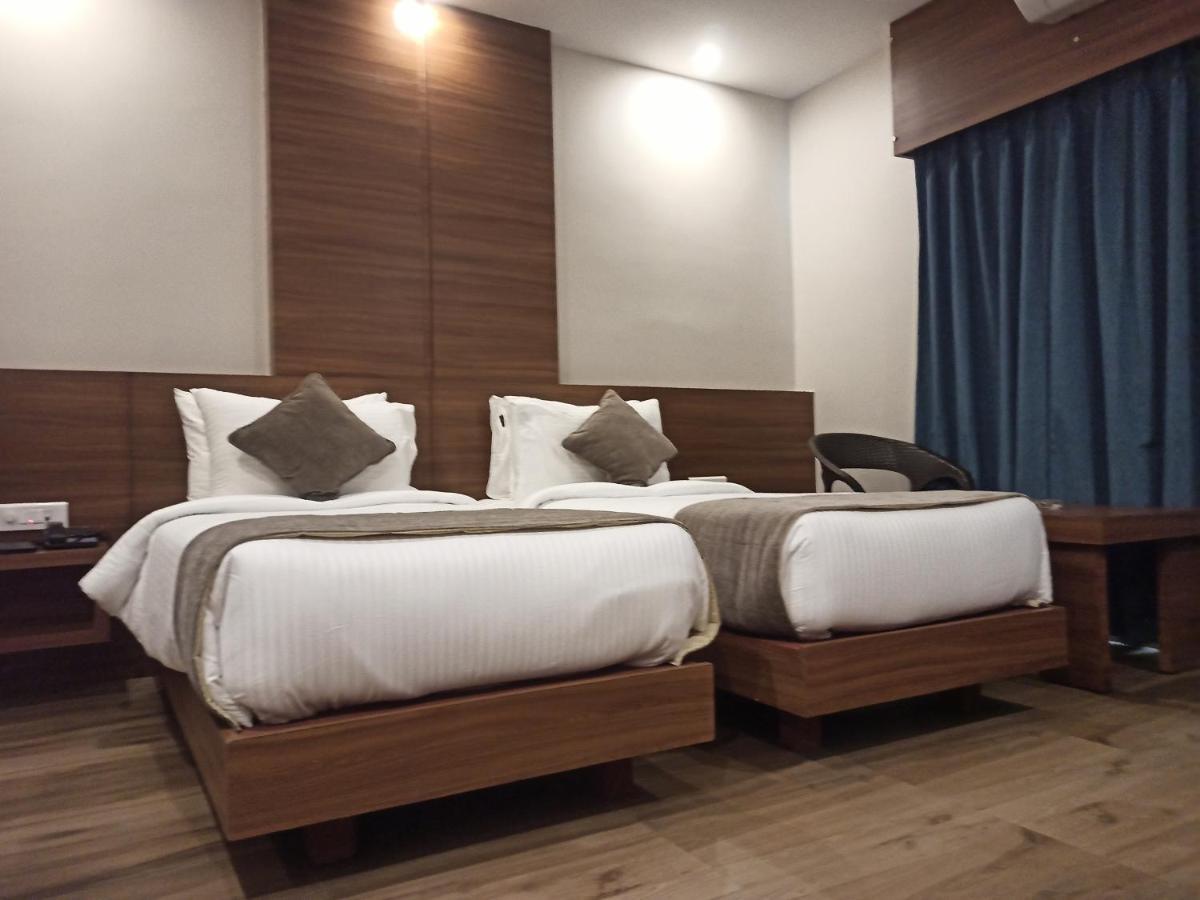 Hotel Tree Fern Dibrugarh Eksteriør billede