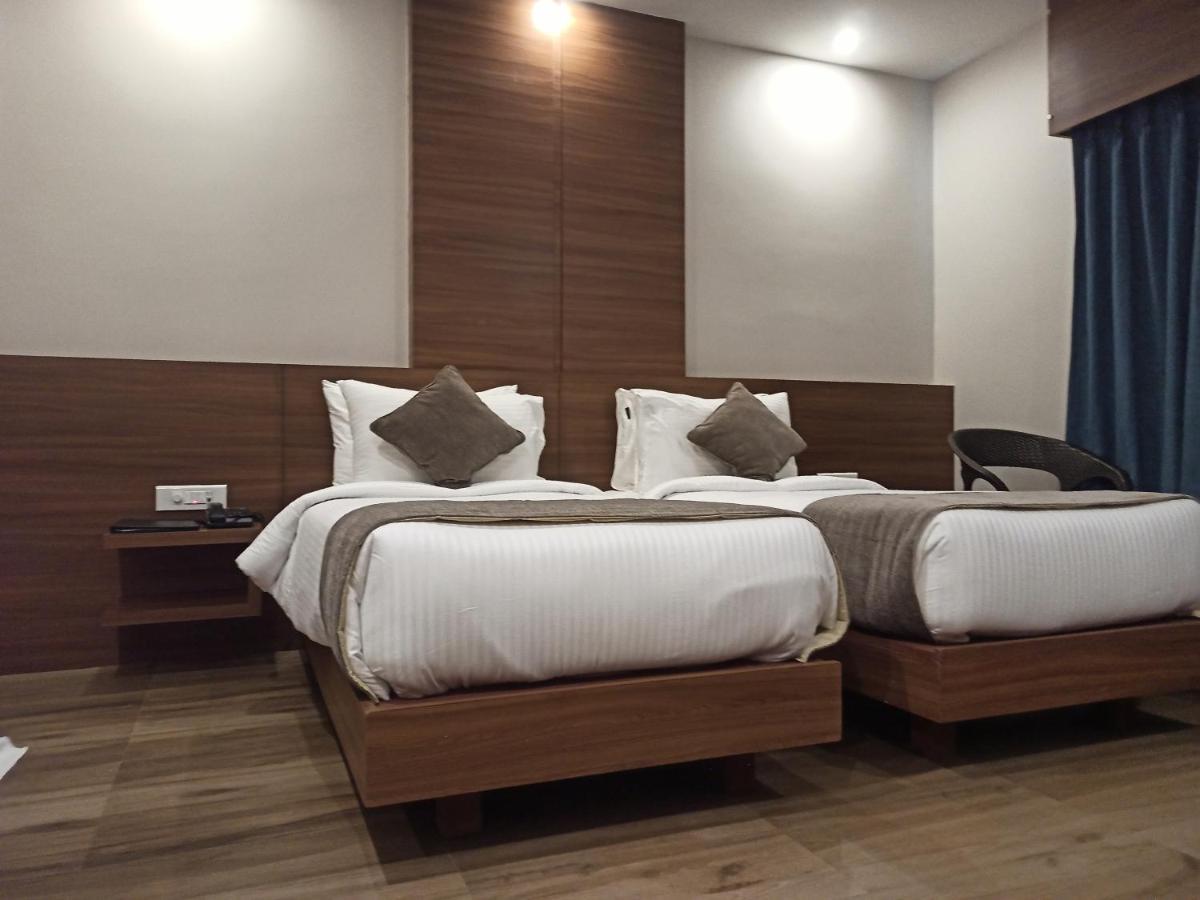Hotel Tree Fern Dibrugarh Eksteriør billede