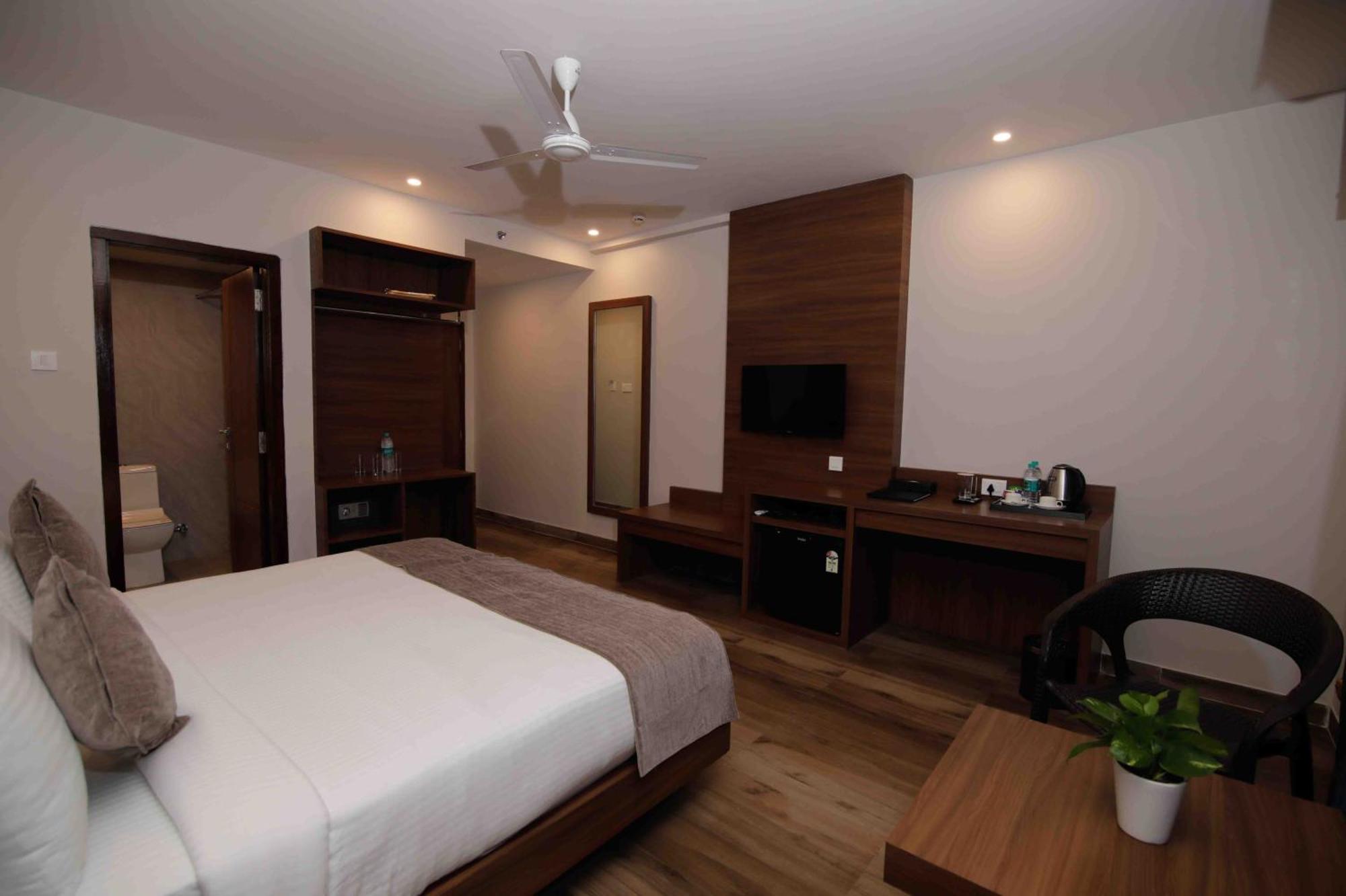Hotel Tree Fern Dibrugarh Eksteriør billede