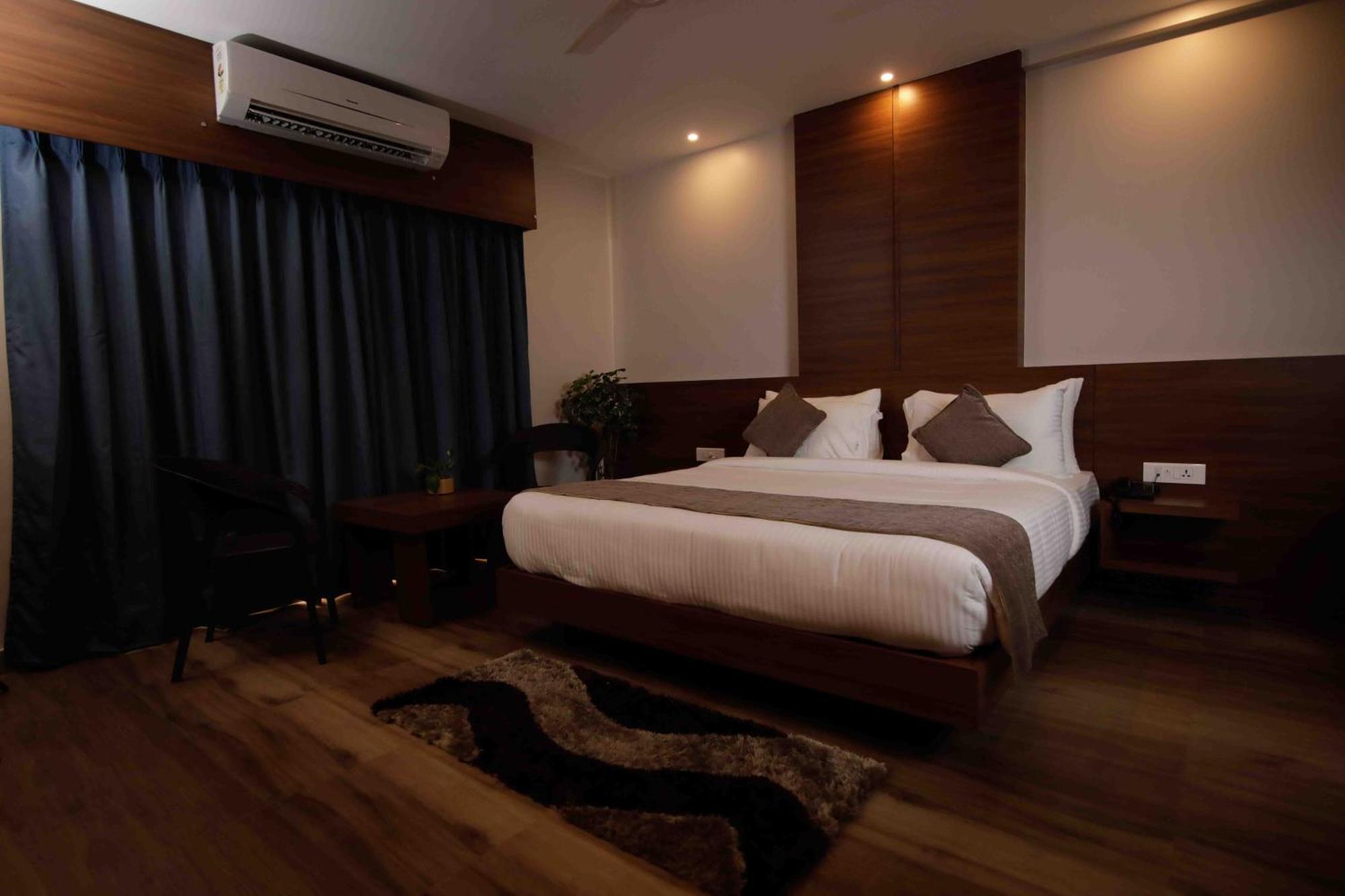 Hotel Tree Fern Dibrugarh Eksteriør billede