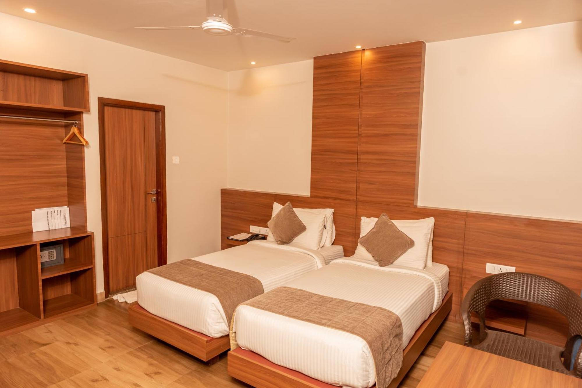 Hotel Tree Fern Dibrugarh Eksteriør billede